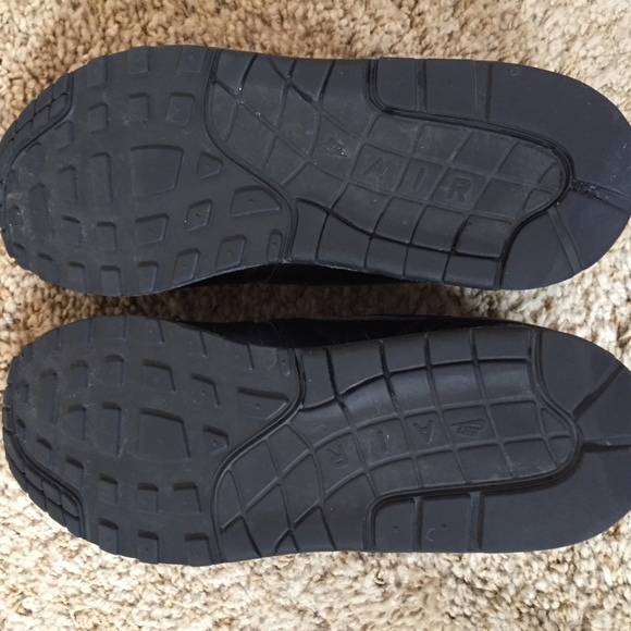 Nike Air Max 1 id All Black size 11 with Dollar Sign $ on Heel (see pictures) - Picture 5 of 6
